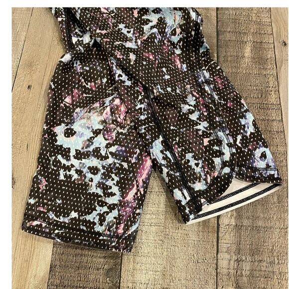 Lululemon Run Top Speed Mid-Rise Crop 17' Leggings | Floral Blue/Black | Sz 4 - Picture 5 of 14